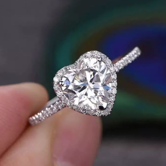 Heart ring diamond crystal rhinestone luxe shaped sparkly silver y2k luxury - Picture 6 of 7